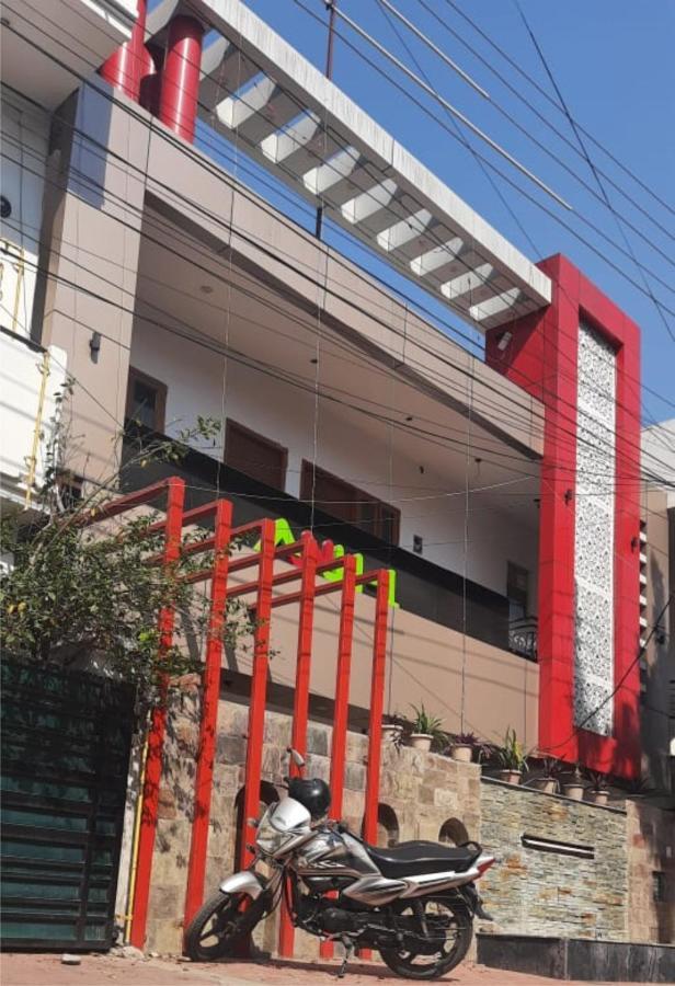 Anh Hotel Lucknow Exterior foto